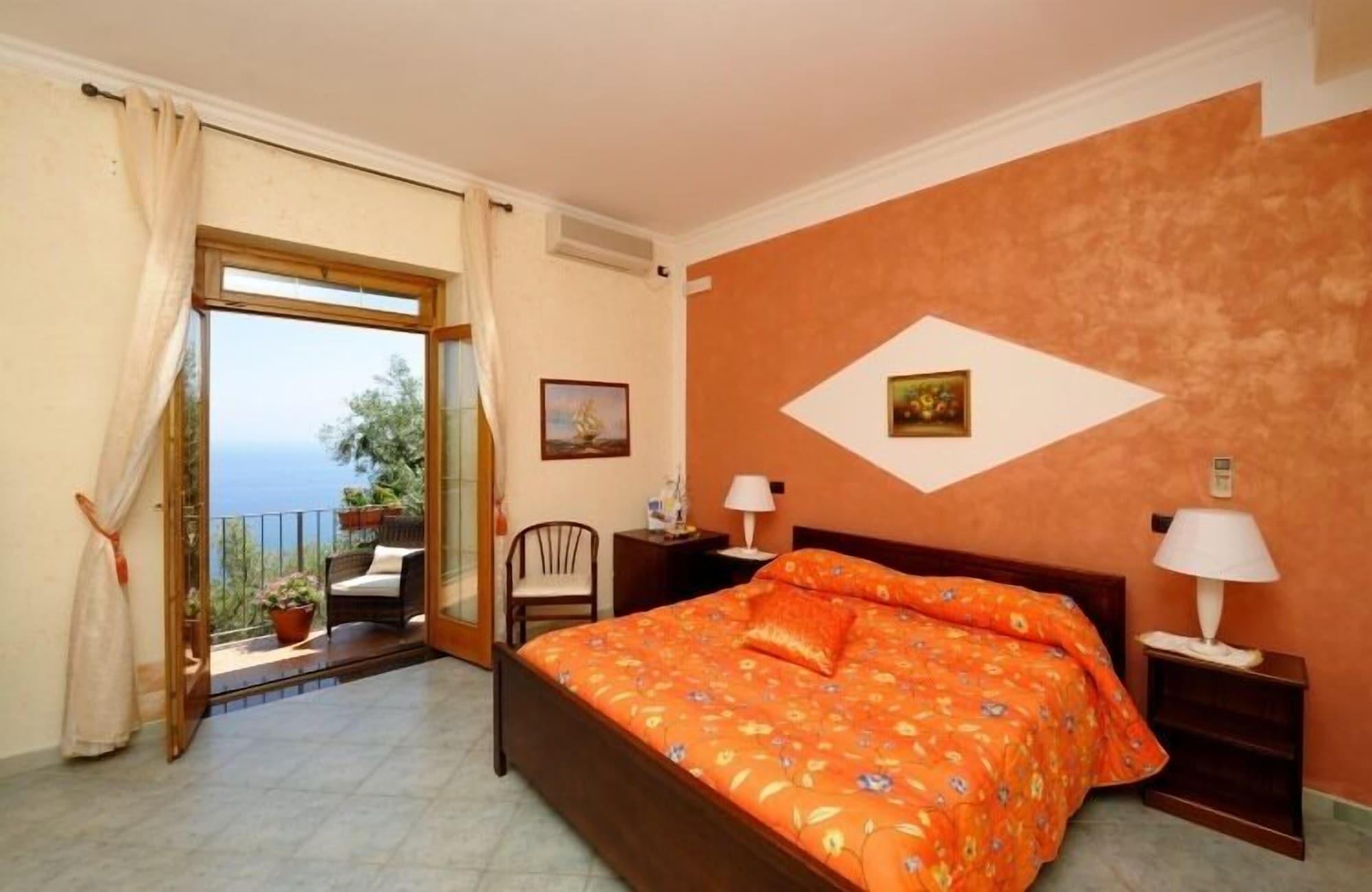 Bed and Breakfast H.H.Le Palme Amalfi Zewnętrze zdjęcie