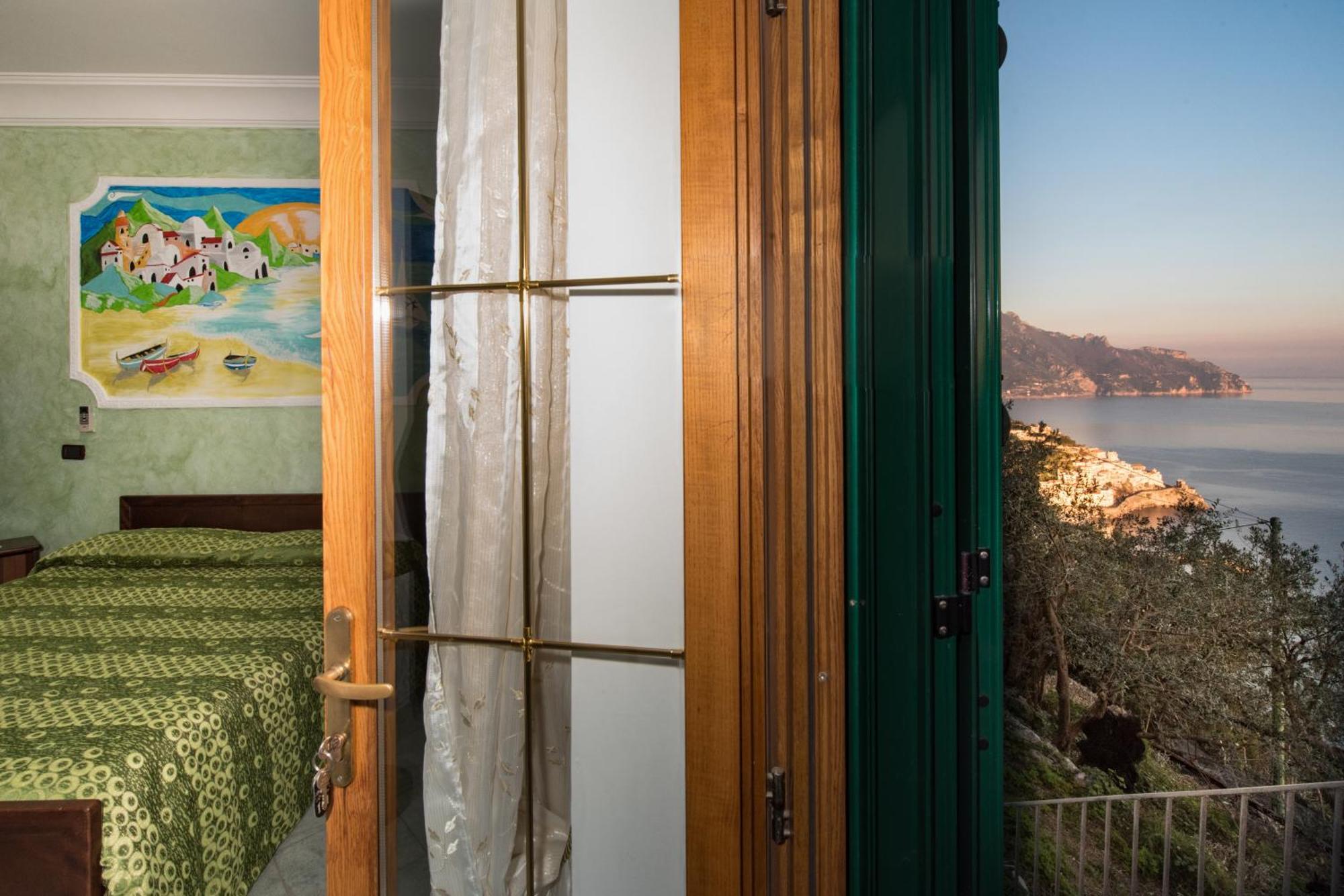 Bed and Breakfast H.H.Le Palme Amalfi Zewnętrze zdjęcie