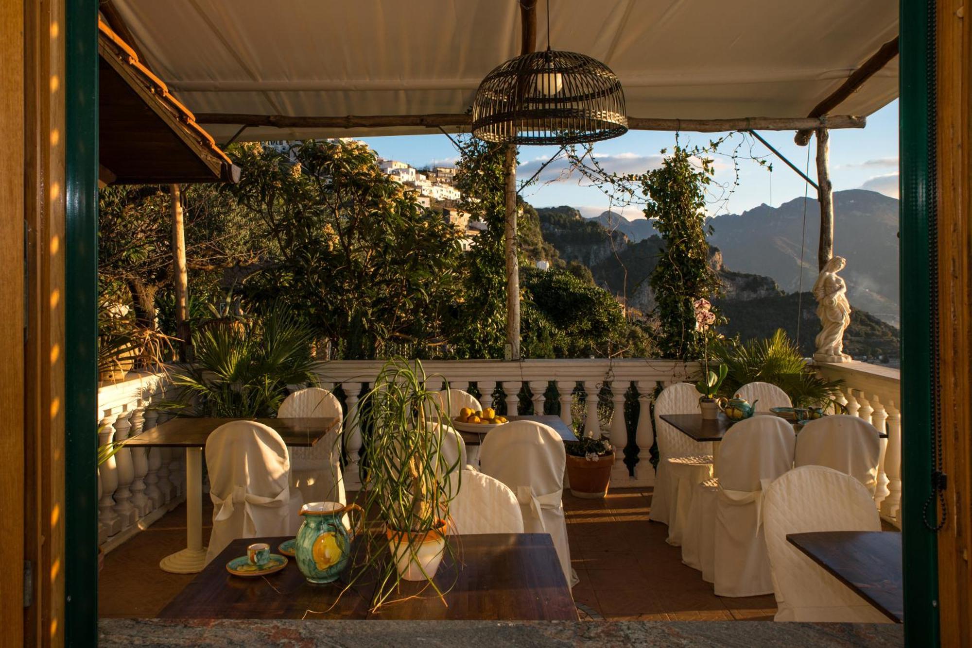 Bed and Breakfast H.H.Le Palme Amalfi Zewnętrze zdjęcie